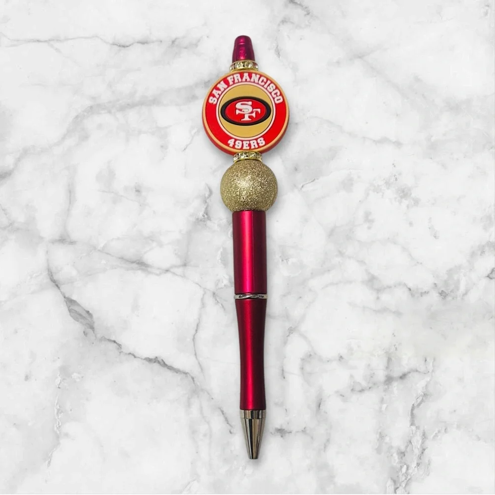 ❤️🆕❤️ Handmade Football Beadeable Pens “49ers”